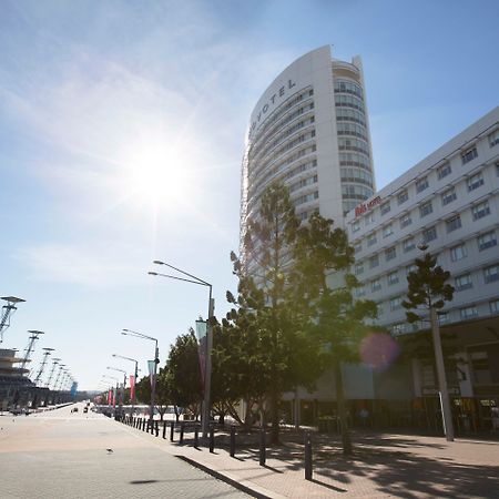 Novotel Sydney Olympic Park Exterior photo